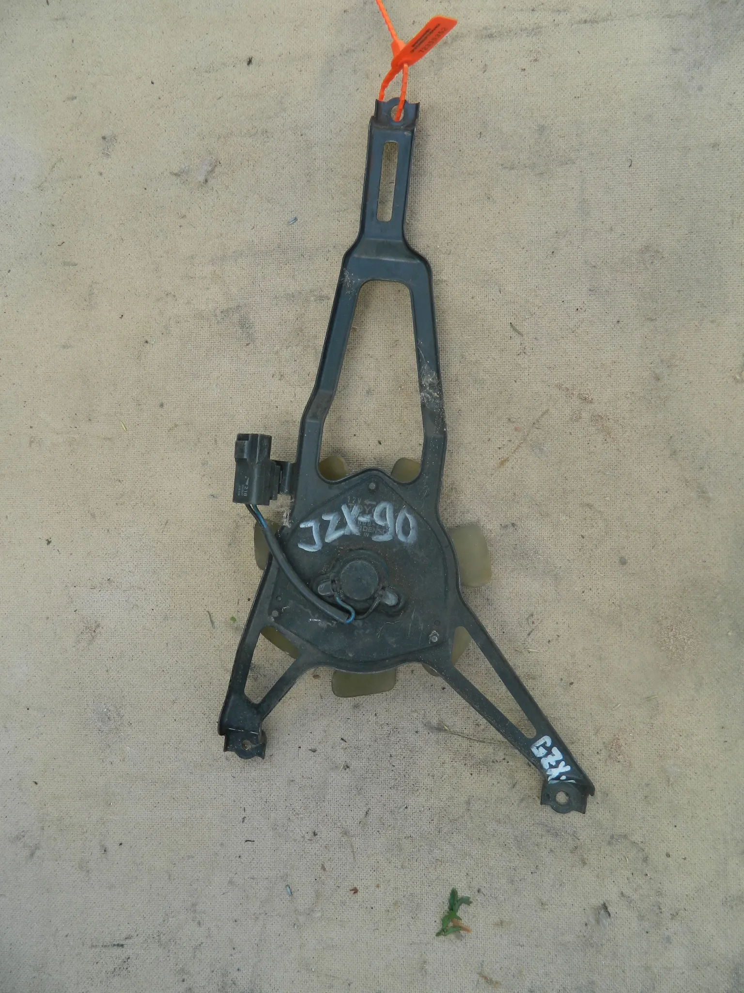 Вентилятор радиатора TOYOTA MARK II JZX90 (Контрактный) 72355352 1636346020