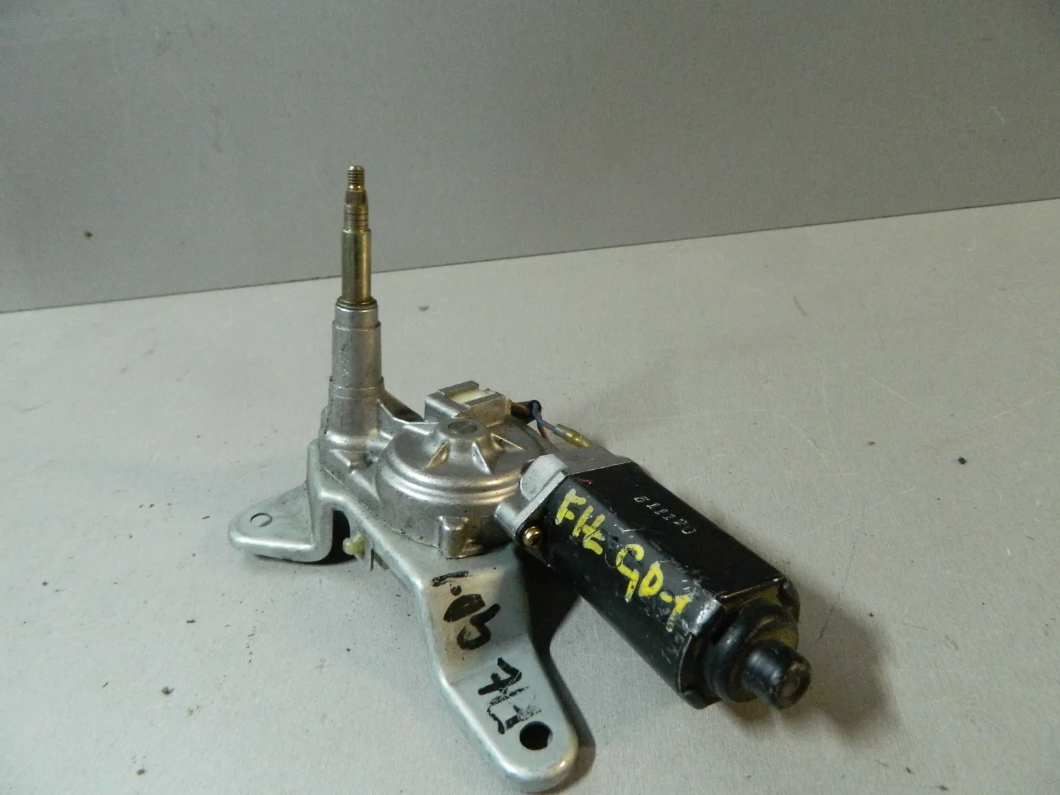 Мотор заднего дворника HONDA FIT GD1 (Контрактный) 81528669