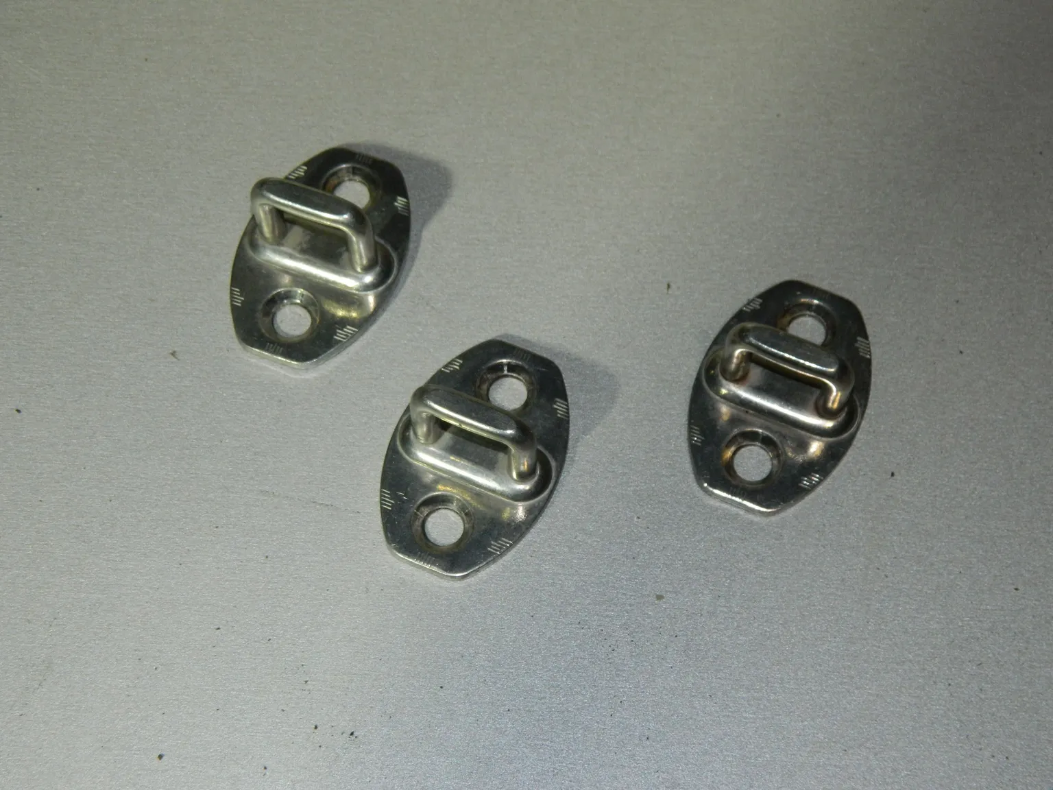 Петля замка двери AUDI Q7 4L (Б/У)