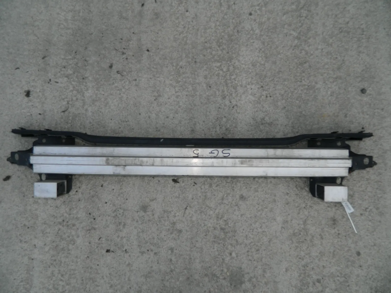 Усилитель бампера SUBARU FORESTER SG5 Перед (Контрактный) 35015181