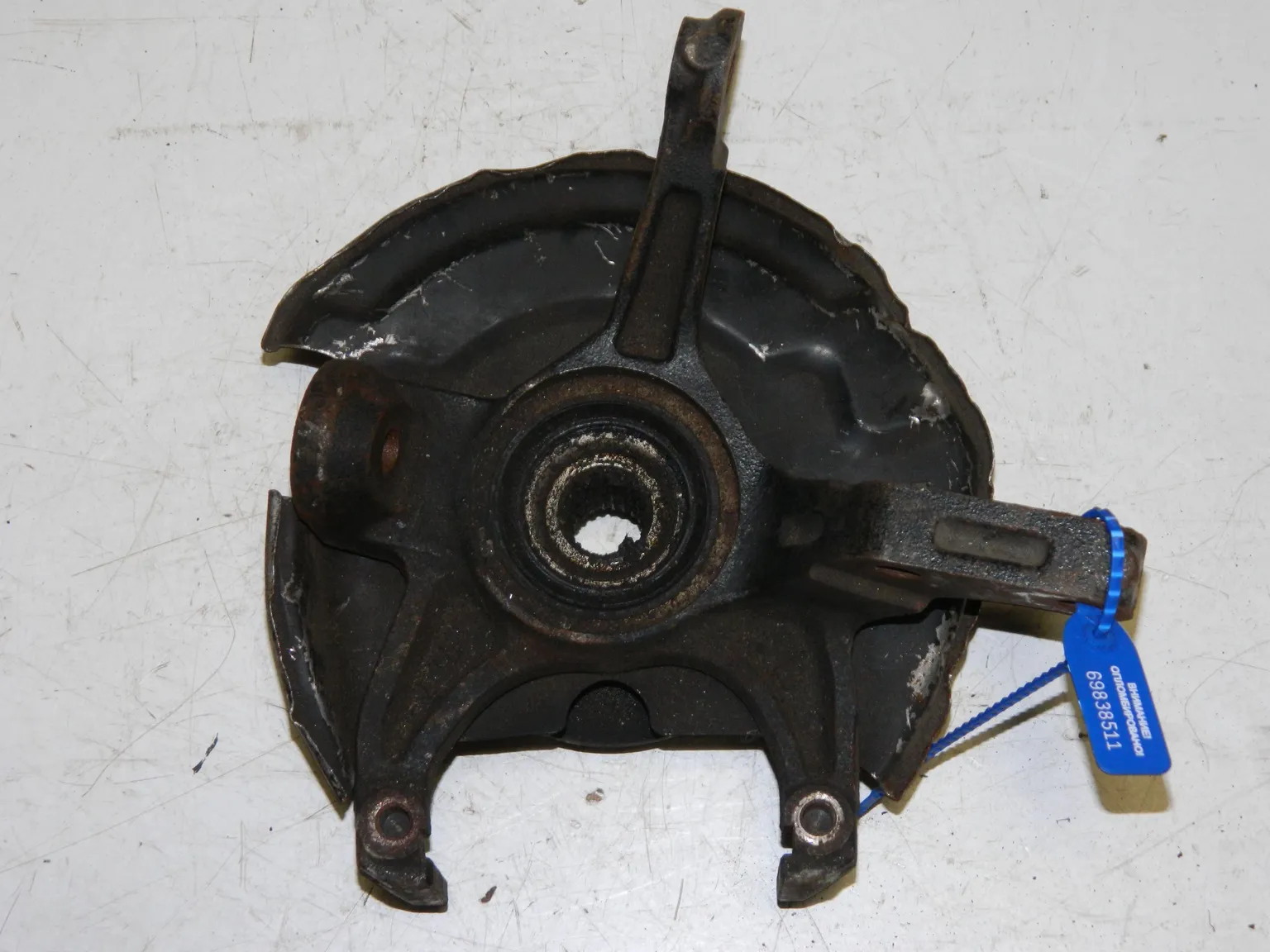 Ступица NISSAN MARCH K11 Перед Лев (Контрактный) 69838511