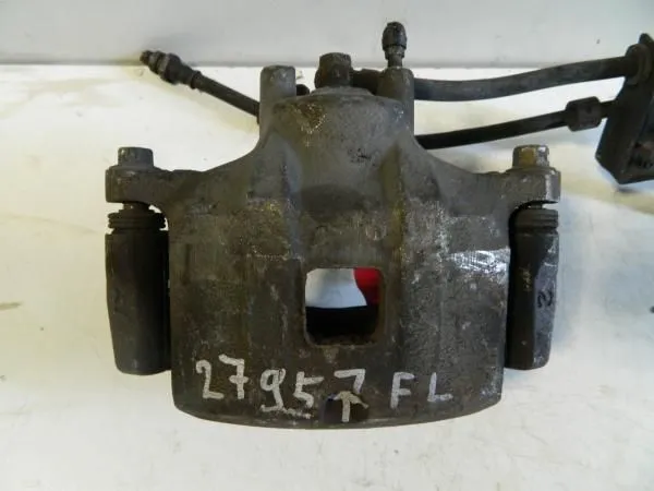 Суппорт MITSUBISHI OUTLANDER CW5W Перед Лев (Кoнтрактный)