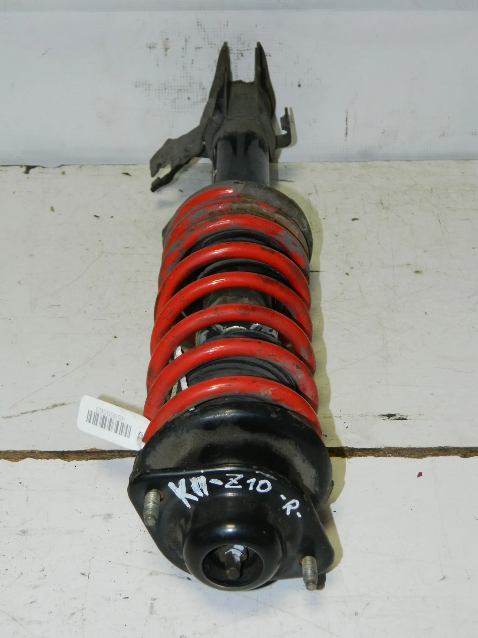 Стойка подвески NISSAN CUBE Z10 Перед Прав (Кoнтрактный) 45989560 543022U300