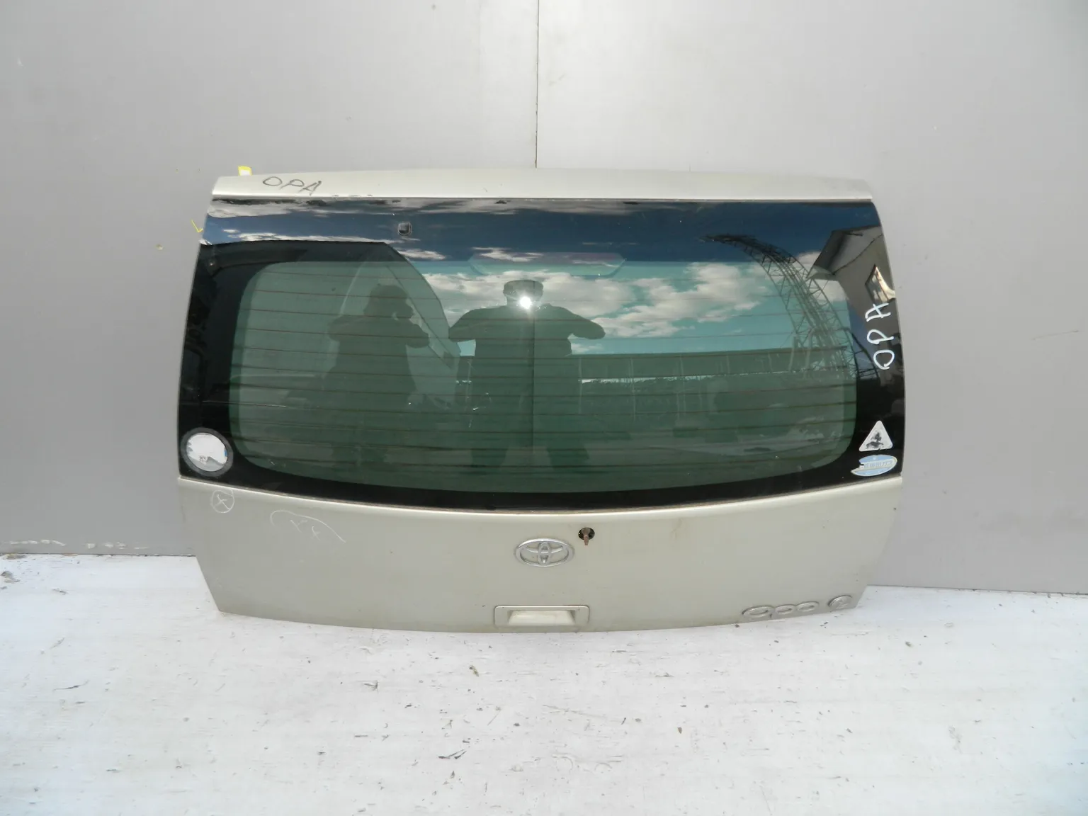 Дверь 5-я TOYOTA OPA (Контрактный) 40951846