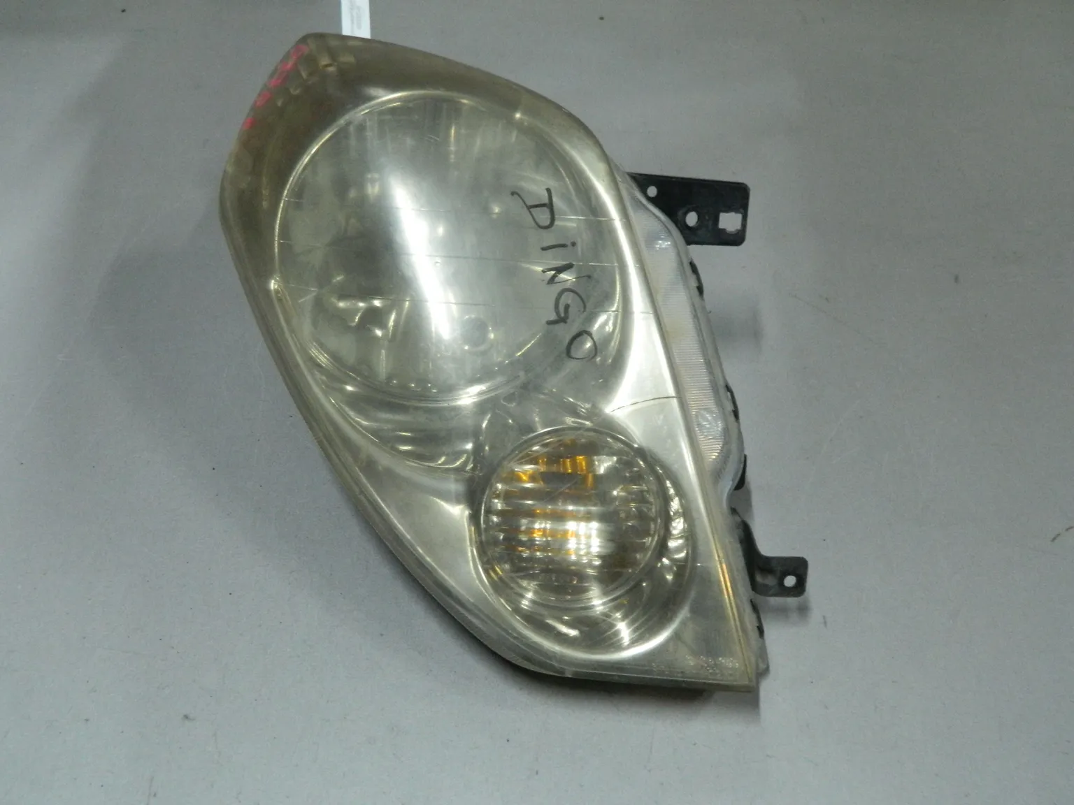 Фара MITSUBISHI DINGO CQ2A Перед Прав 0270 (Контрактный) 68000548