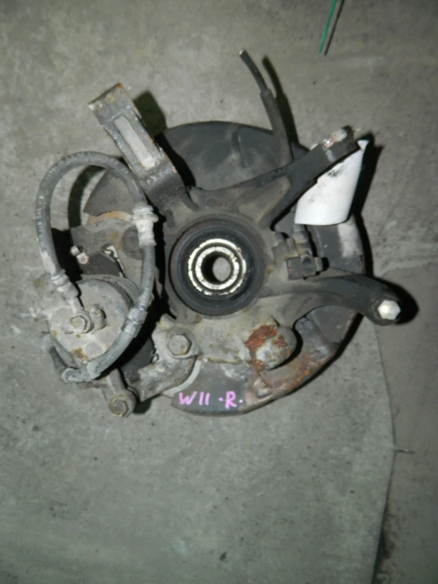 Ступица NISSAN AVENIR W11 Перед Прав (Контрактный) 79586508