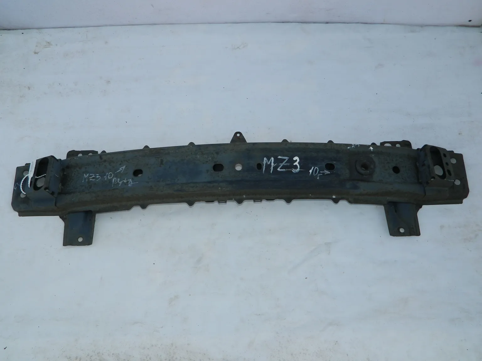 Усилитель бампера MAZDA MAZDA 3 (Контрактный)