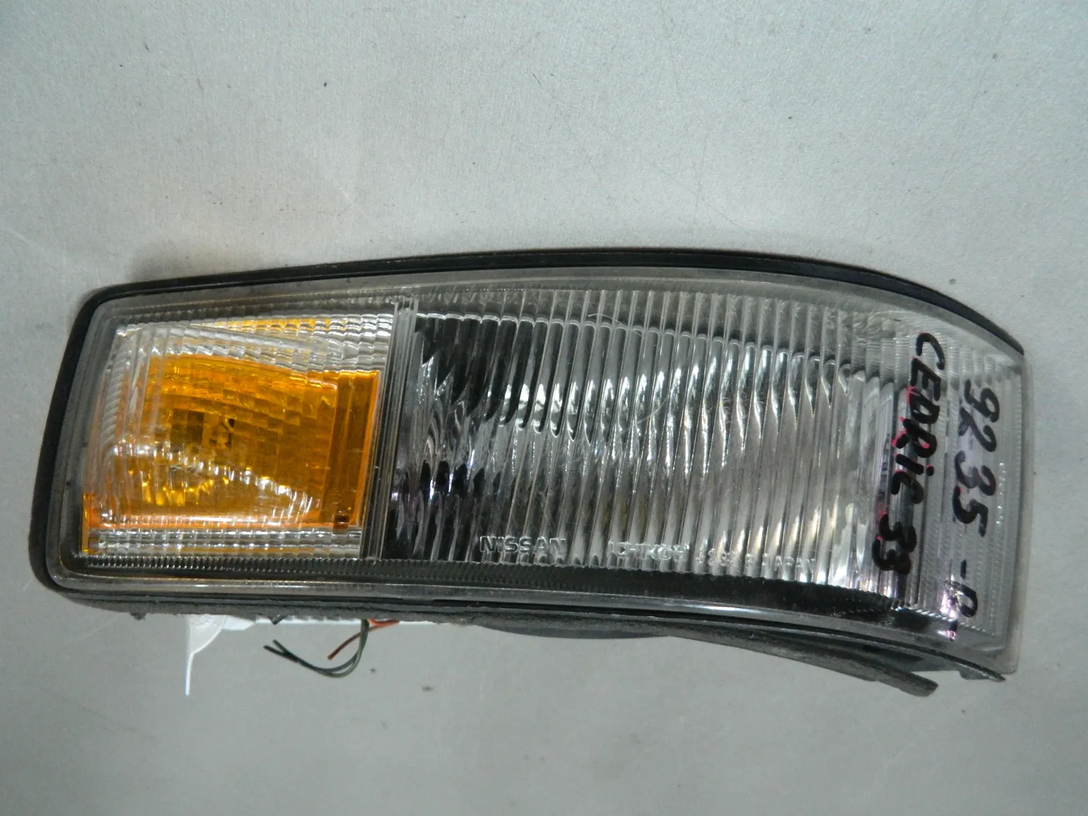 Габарит NISSAN CEDRIC HY33 Перед Прав 9235 (Контрактный) 69586372