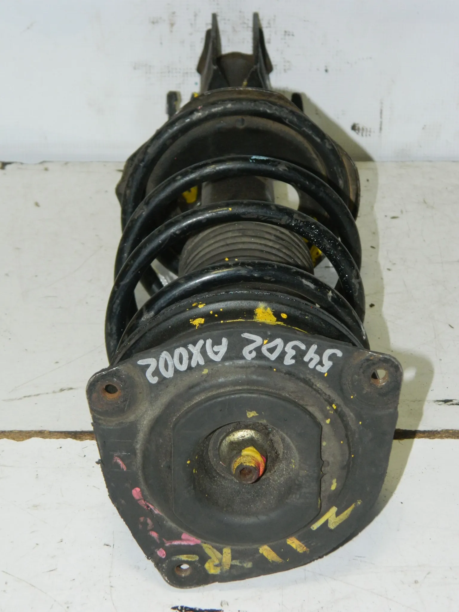 Стойка подвески NISSAN CUBE Z11 Перед Прав (Кoнтрактный) 45989519 54302AX002