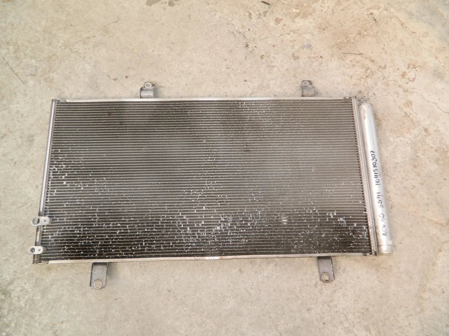 Радиатор кондиционера TOYOTA CAMRY ACV40 (Контрактный) 1041510307