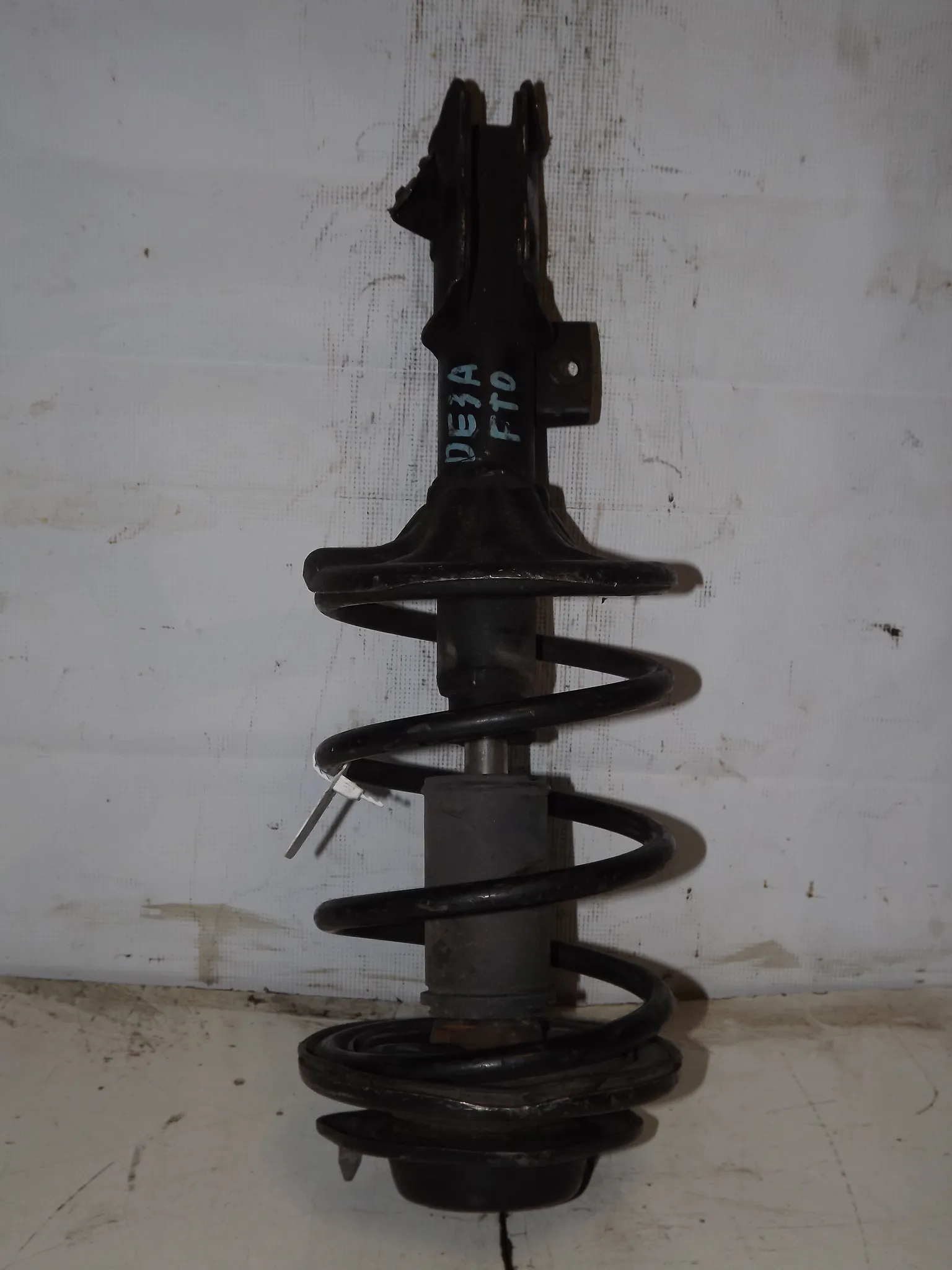 Стойка подвески MITSUBISHI FTO DE3A Перед Прав (Контрактный) 35023434