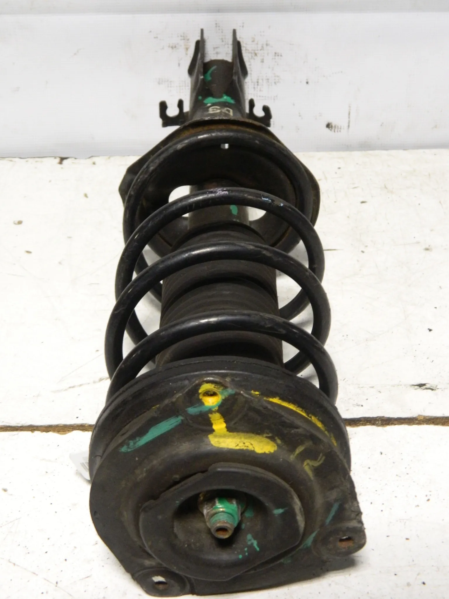 Стойка подвески NISSAN MARCH AK12 Перед Лев (Кoнтрактный) 45989498 54303AX002