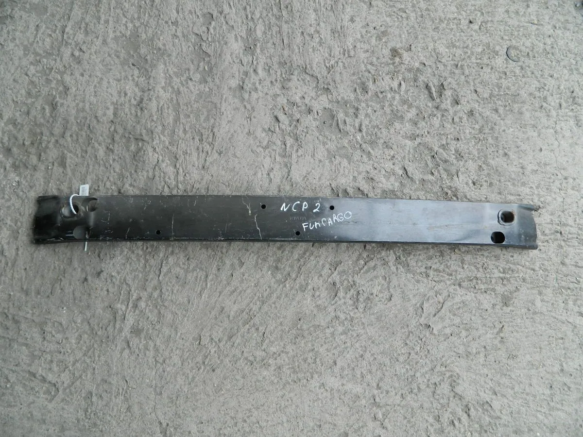 Усилитель бампера TOYOTA FUNCARGO NCP20 Перед (Контрактный) 35021596