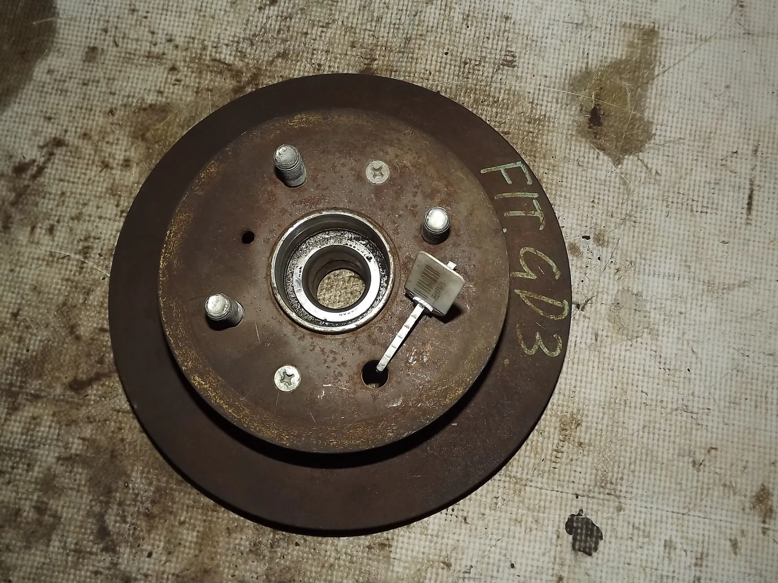 Диск тормозной HONDA FIT GD3 Зад (Контрактный) 35017103