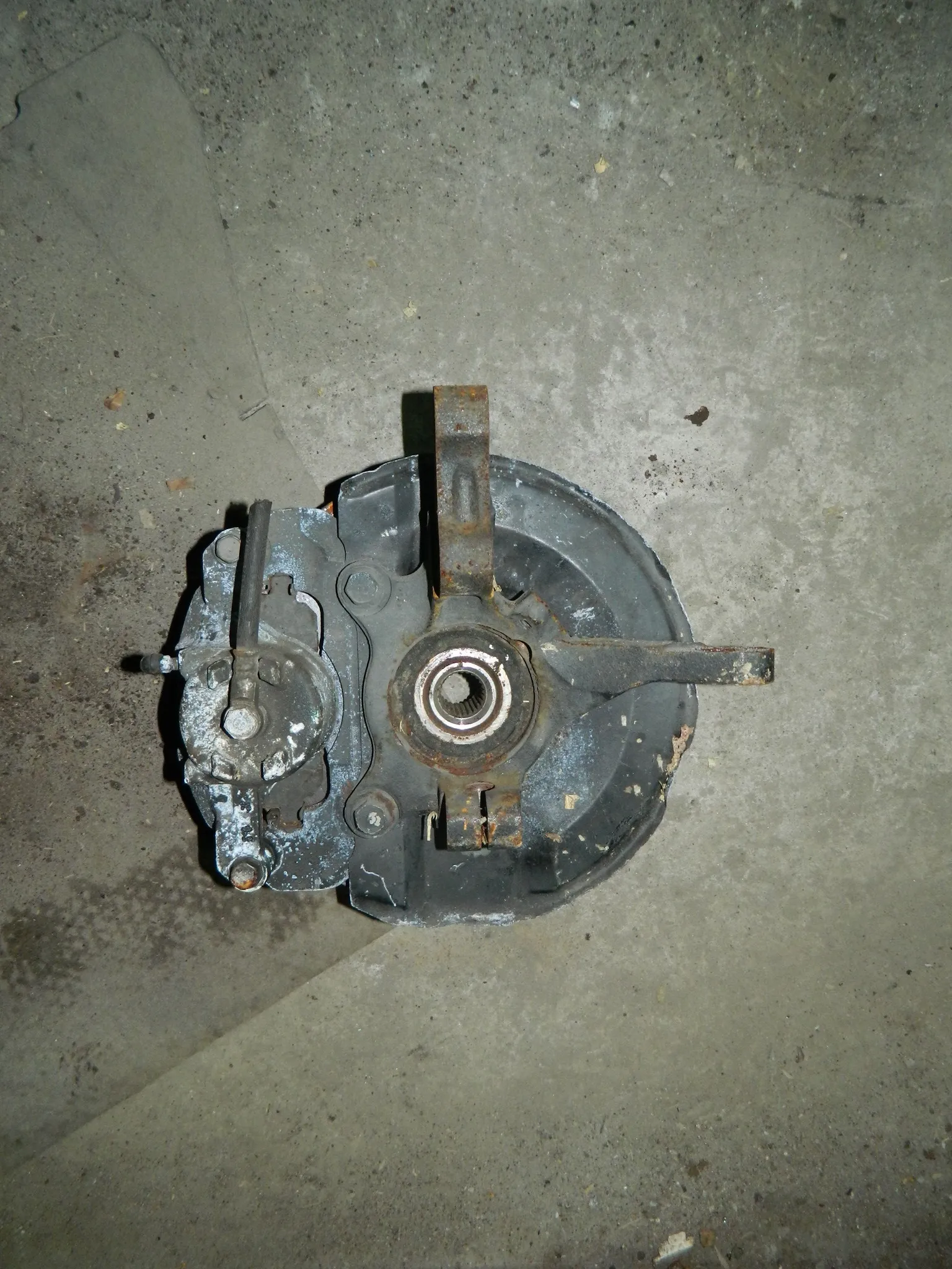 Ступица MITSUBISHI LANCER CS5W Перед Прав (Контрактный) 79591132