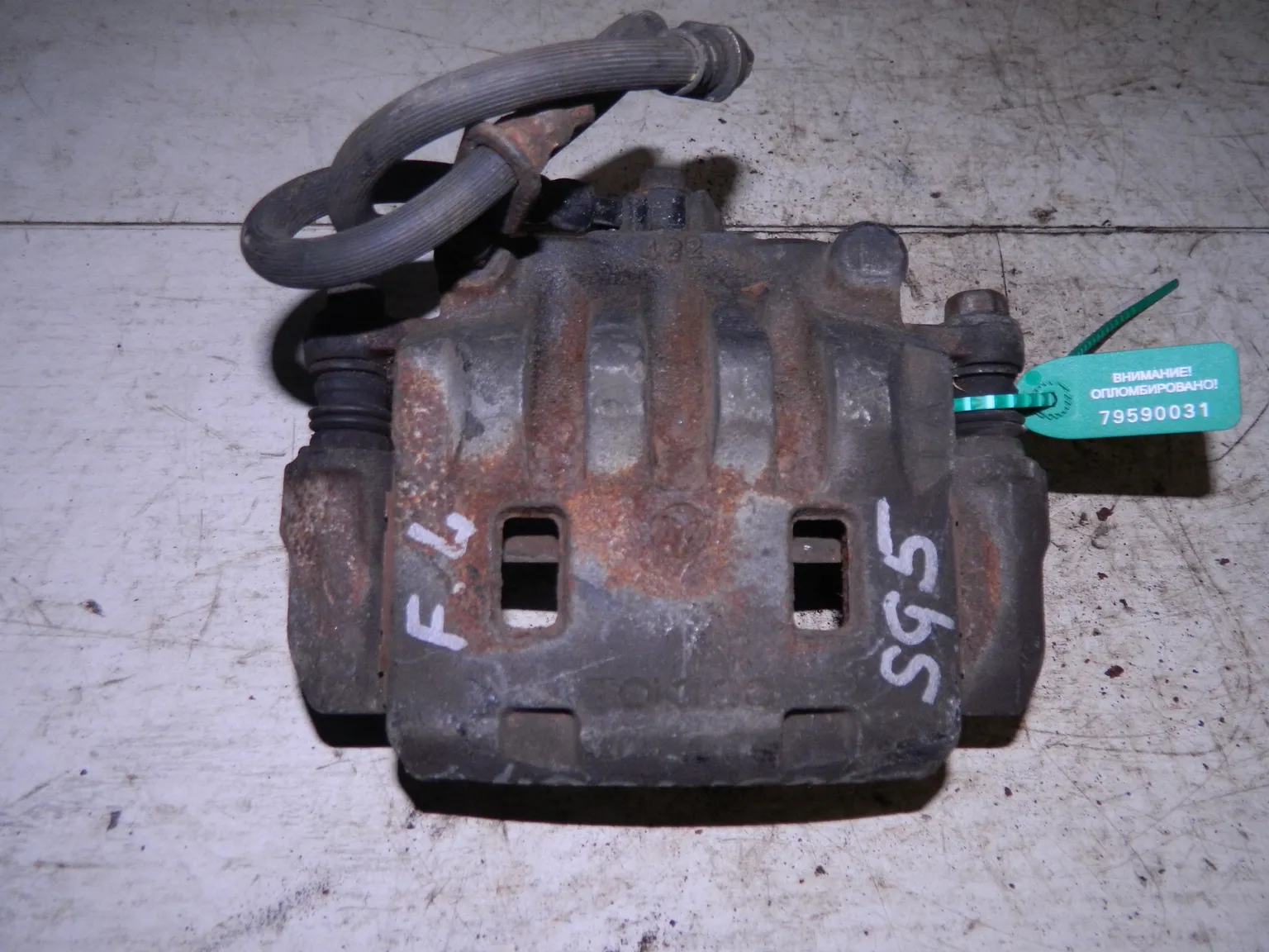 Суппорт SUBARU FORESTER SG5 Перед Лев (Контрактный) 79590031