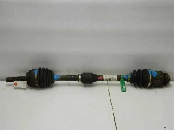 Привод MITSUBISHI LANCER CEDIA CS2A 4G15 Перед Прав (Контрактный) D9996329