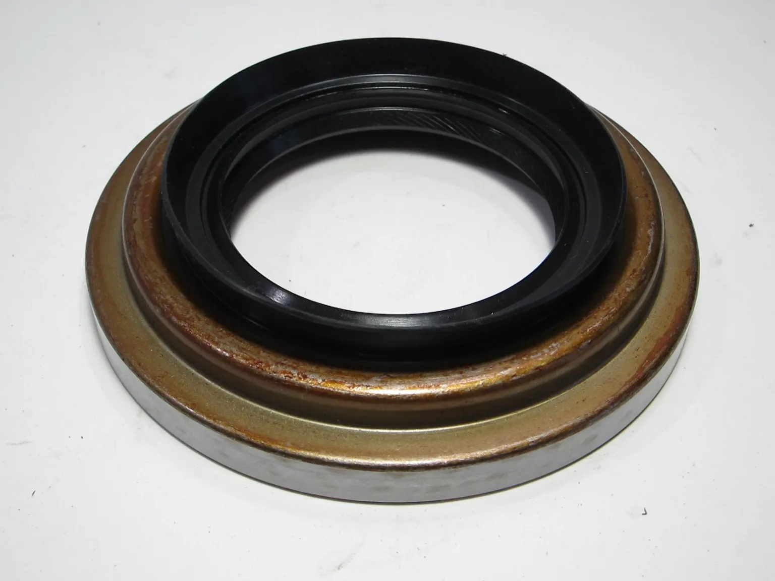 Сальник PAYEN NJ914 TOYOTA 65x114x10x25,5 9003311033