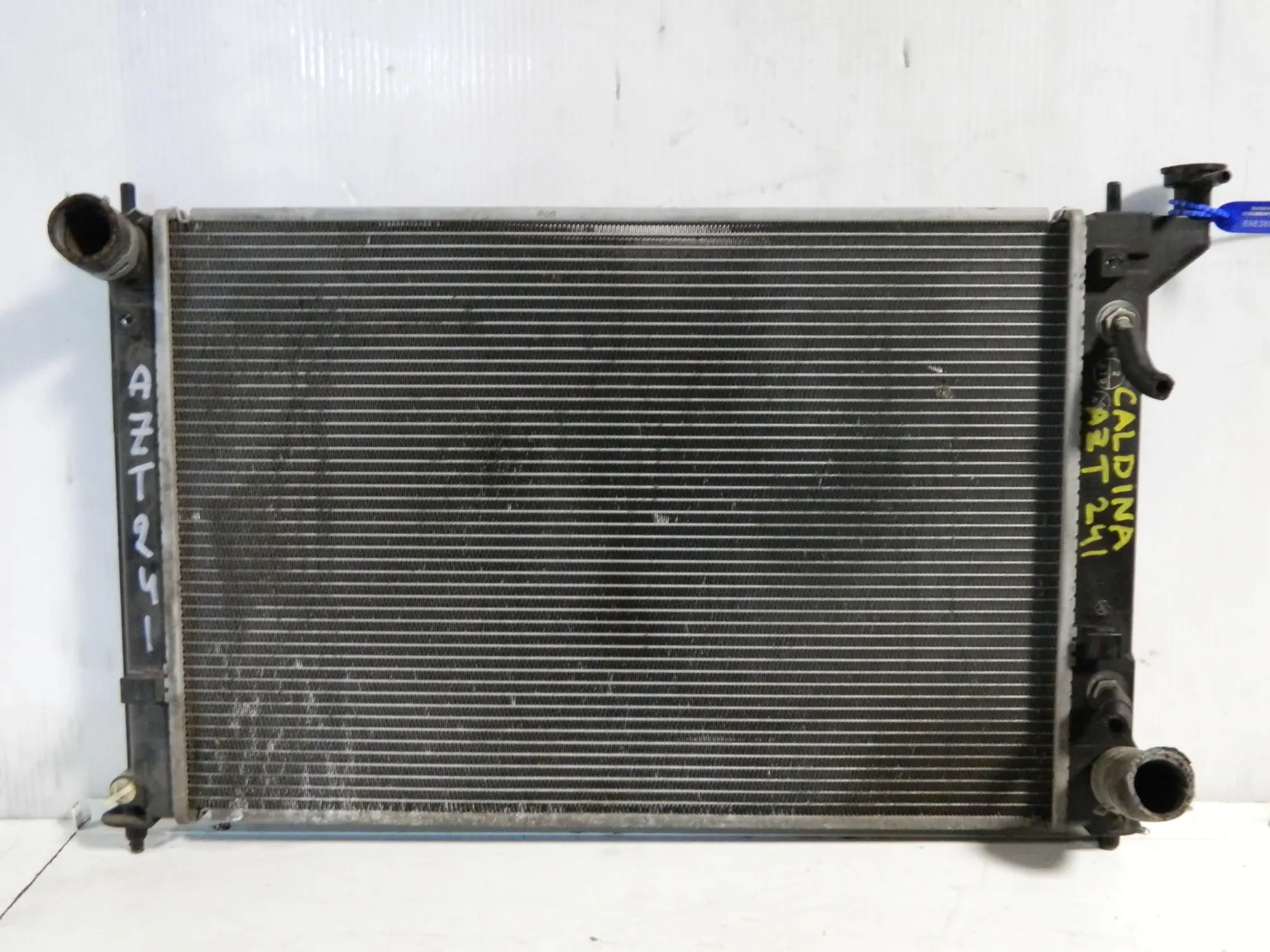 Радиатор ДВС TOYOTA CALDINA AZT241 (Контрактный) 69838031