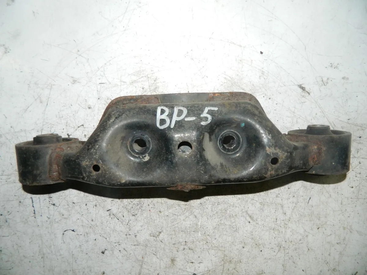 Подушка редуктора SUBARU 41310AG022 K4 SUBARU OUTBACK BP5 (Контрактный)