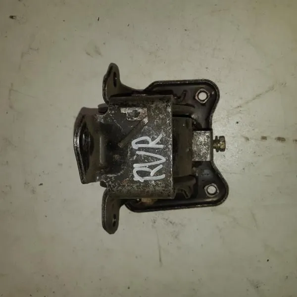 Подушка двигателя MITSUBISHI RVR 4G63 Прав (Контрактный)