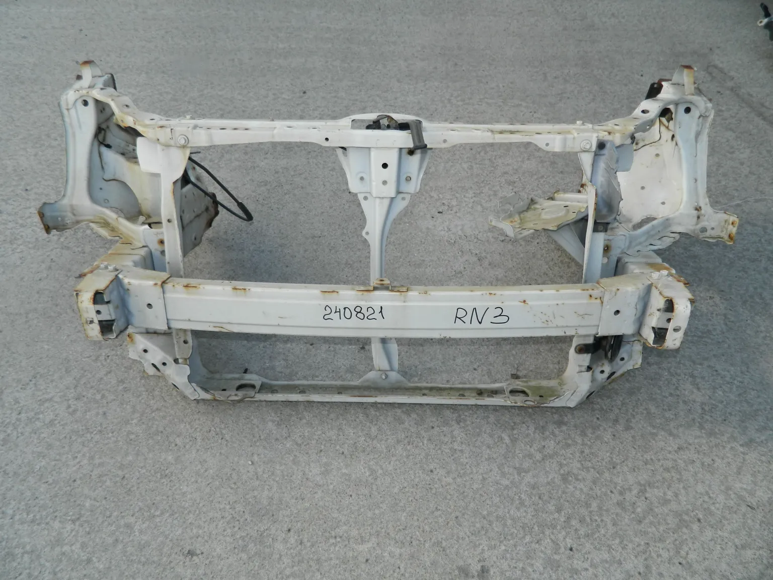 Рамка радиатора HONDA STREAM RN3 (Контрактный)