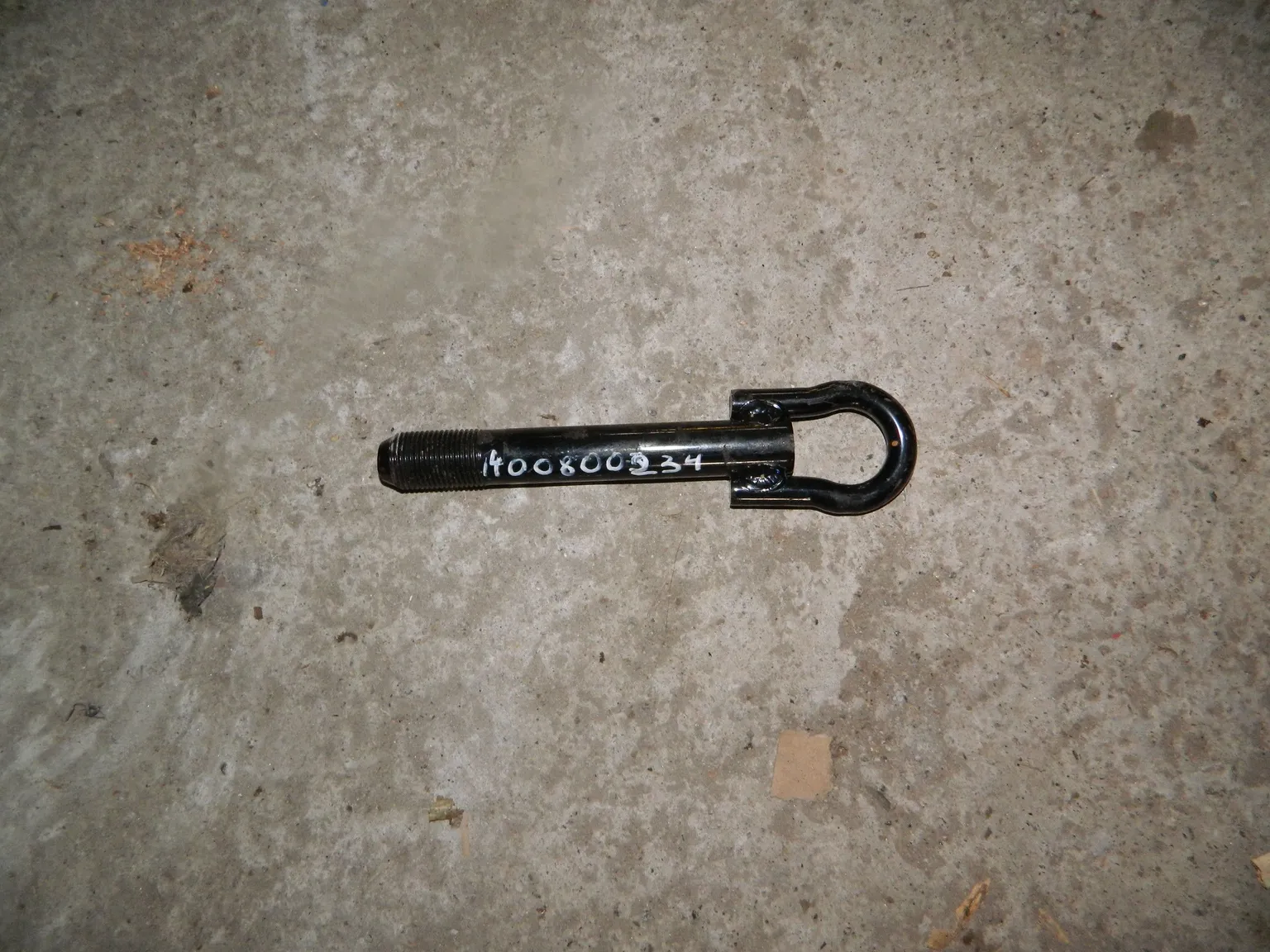 Крюк буксировочный TOYOTA CAMRY AVV50 (Контрактный) 1400800234