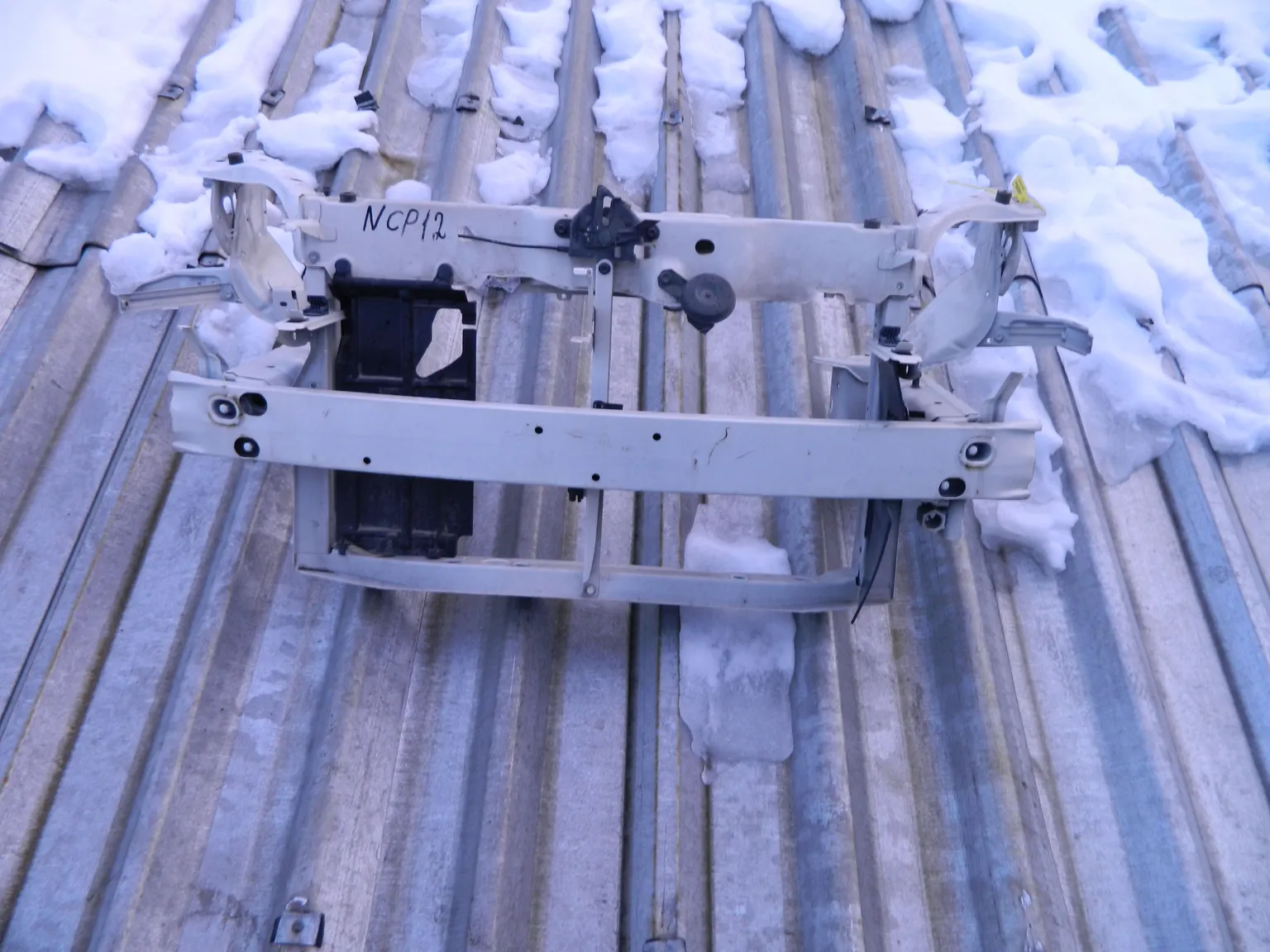 Рамка радиатора TOYOTA Platz NCP12 (Контрактный) 79773917