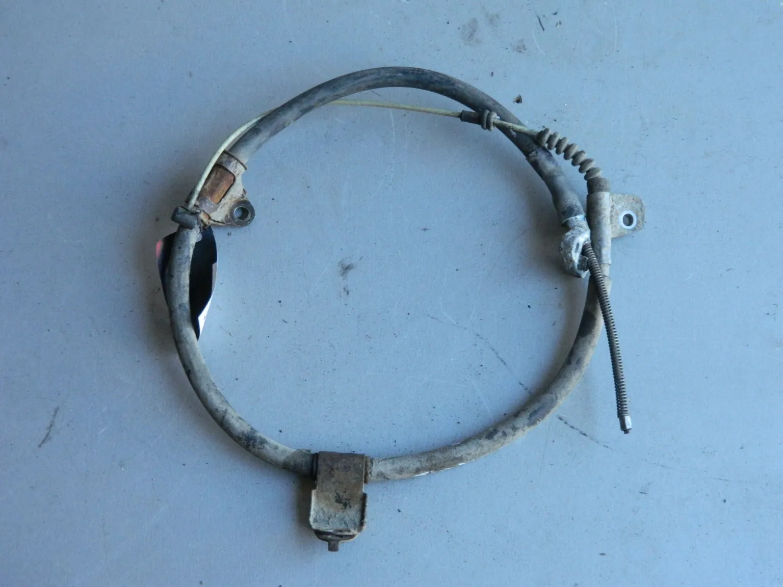 Трос ручника TOYOTA MARK JZX110 1JZGE Зад Прав (Контрактный) 221260212