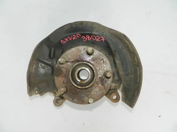 Ступица TOYOTA CAMRY GRACIA Прав SXV20 5SFE (Б/У) 4321133070