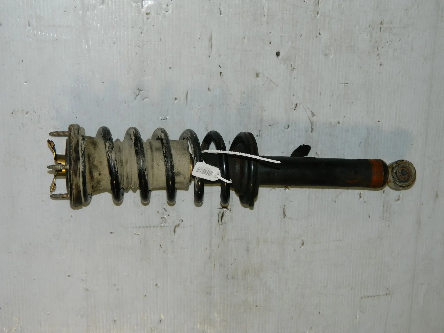 Стойка подвески TOYOTA MARK II JZX100 Перед Лев (Контрактный) 45989127