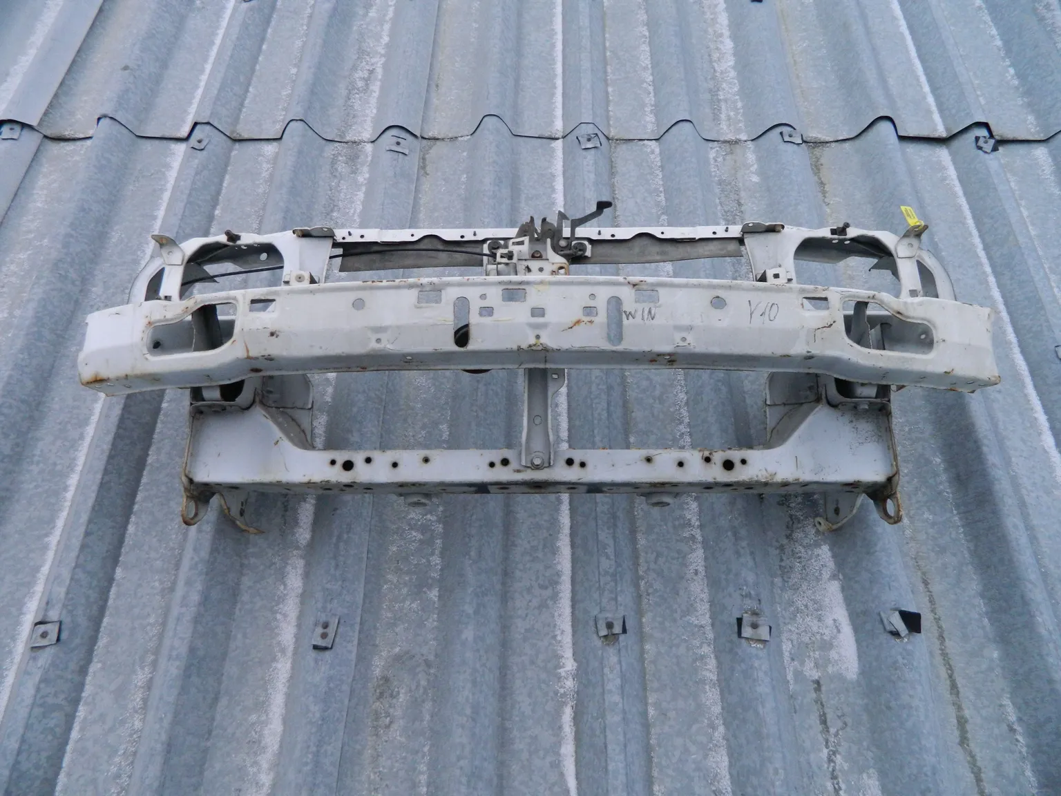 Рамка радиатора NISSAN WINGROAD Y10 (Контрактный) 79780450