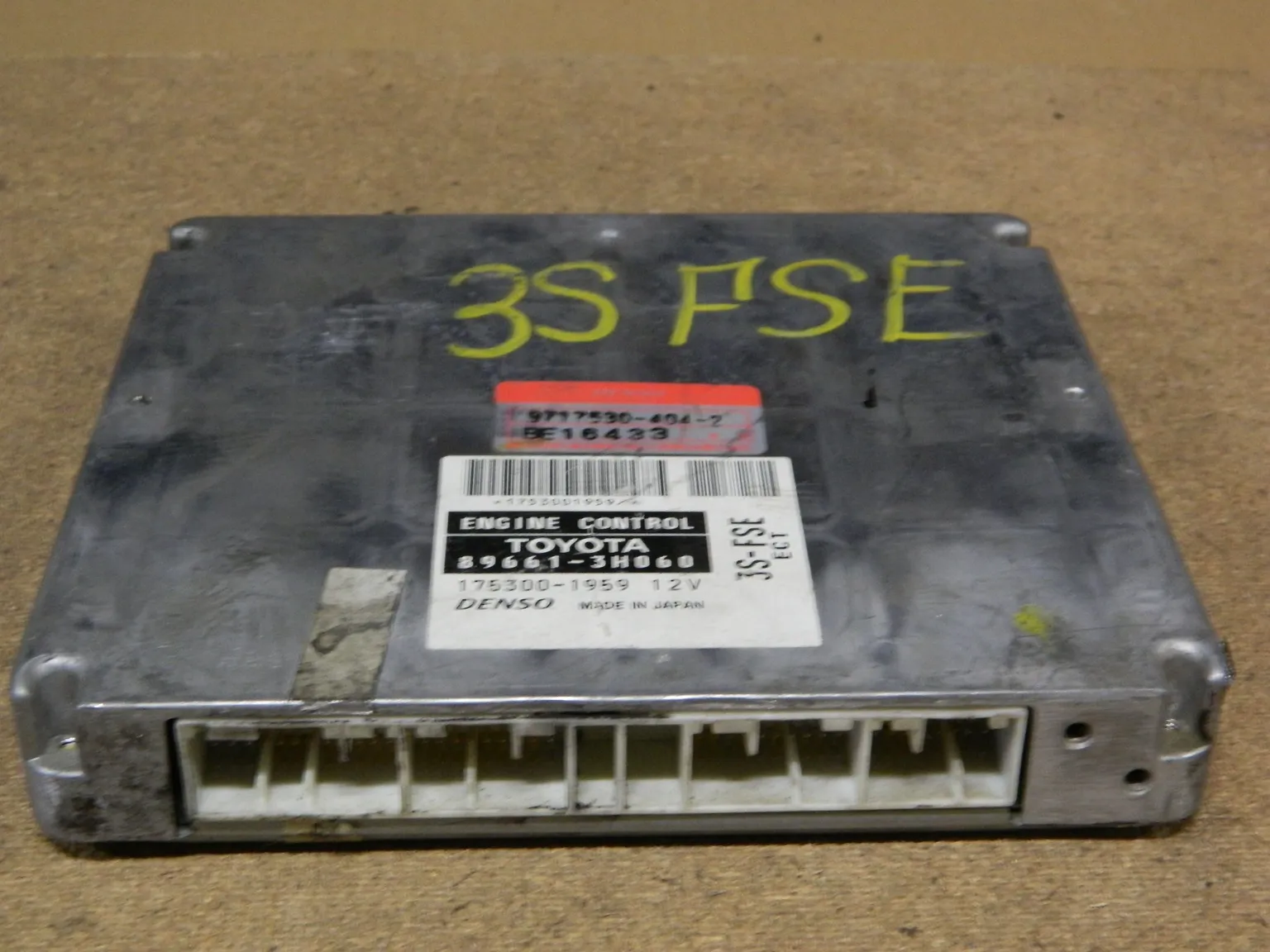 Блок управления ДВС TOYOTA VISTA 3SFSE (Контрактный) 9657 896613H060