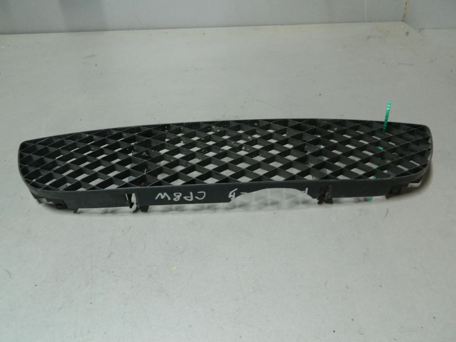 Решетка бампера MAZDA PREMACY CP8W (Контрактный) 81540930