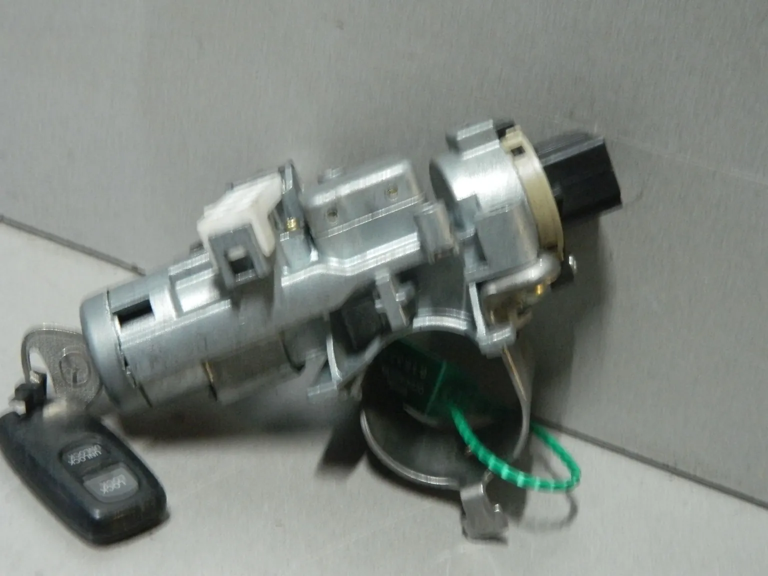 Замок зажигания MAZDA DEMIO DY3W (Контрактный) 81532341