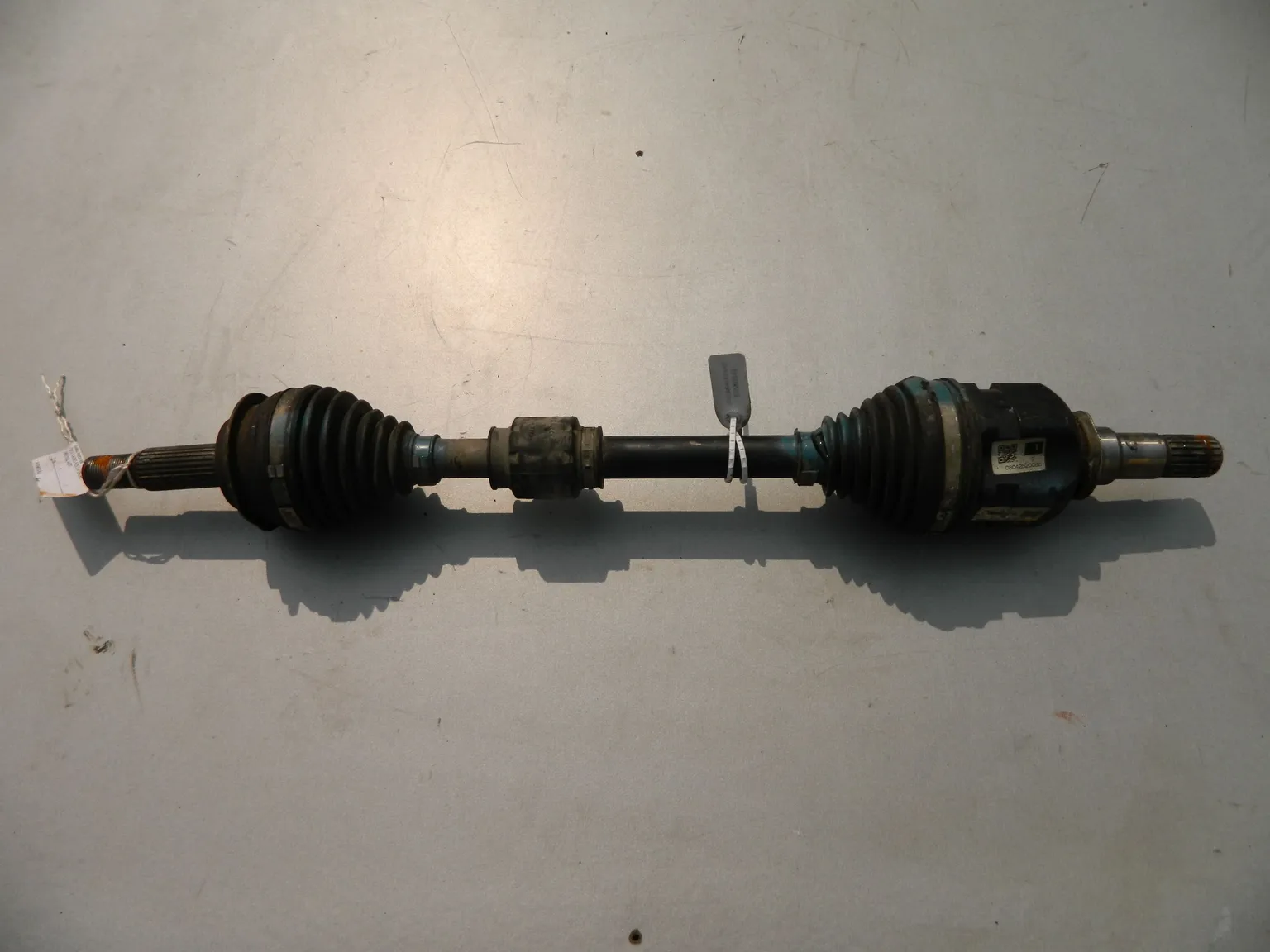 Привод TOYOTA AURIS NZE154 1NZFE Перед Лев (Контрактный) 69586543