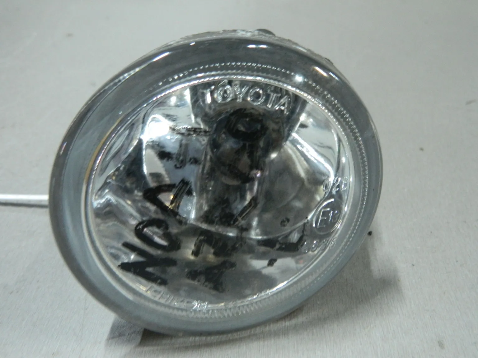 Фара противотуманная TOYOTA Перед Лев 52040 (Контрактный) 69586723