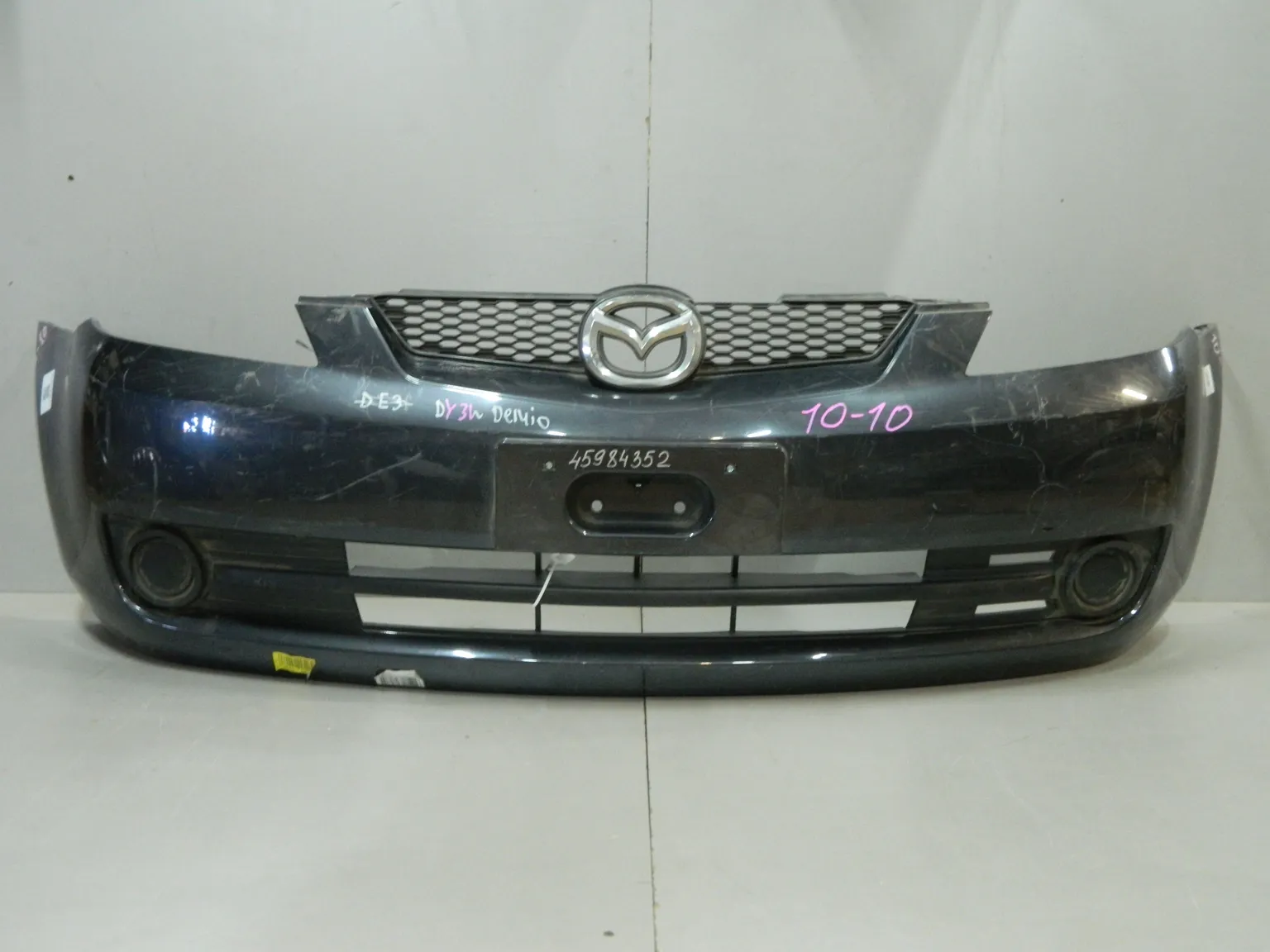 Бампер передний MAZDA DEMIO DY3W (Контрактный) 45984352