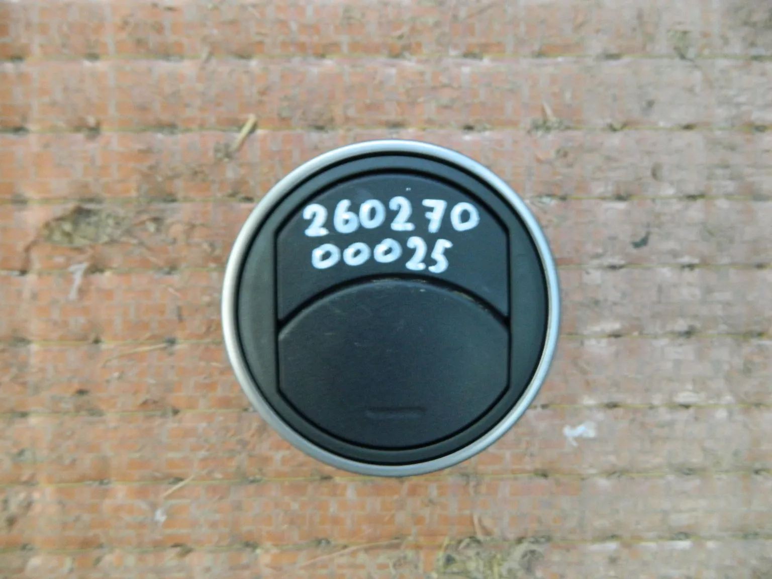 Дефлектор воздушный MAZDA AXELA BL5FW (Контрактный) 26027000025