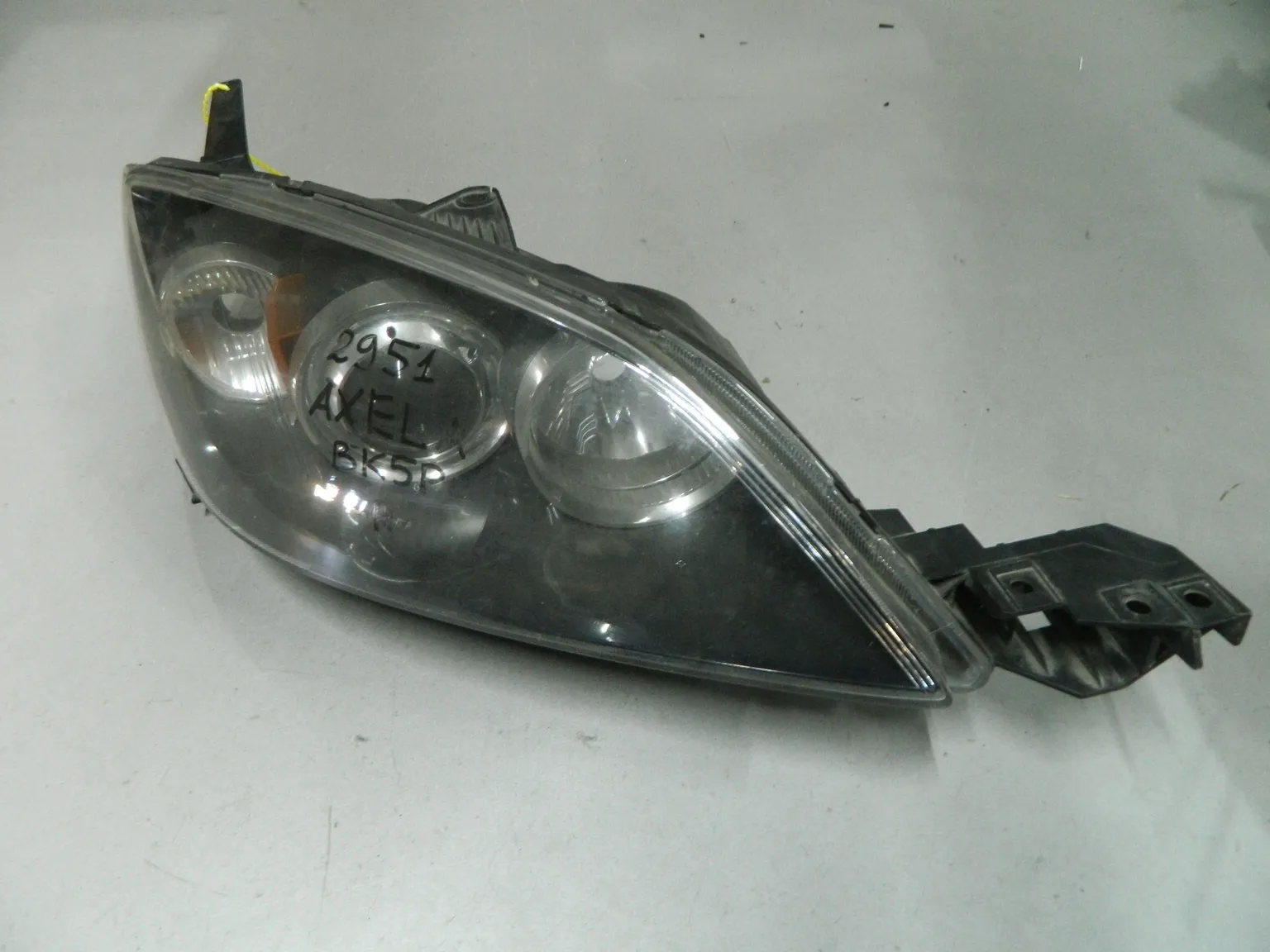 Фара MAZDA MAZDA3 BK Перед Прав 2951 (Контрактный) 64492780