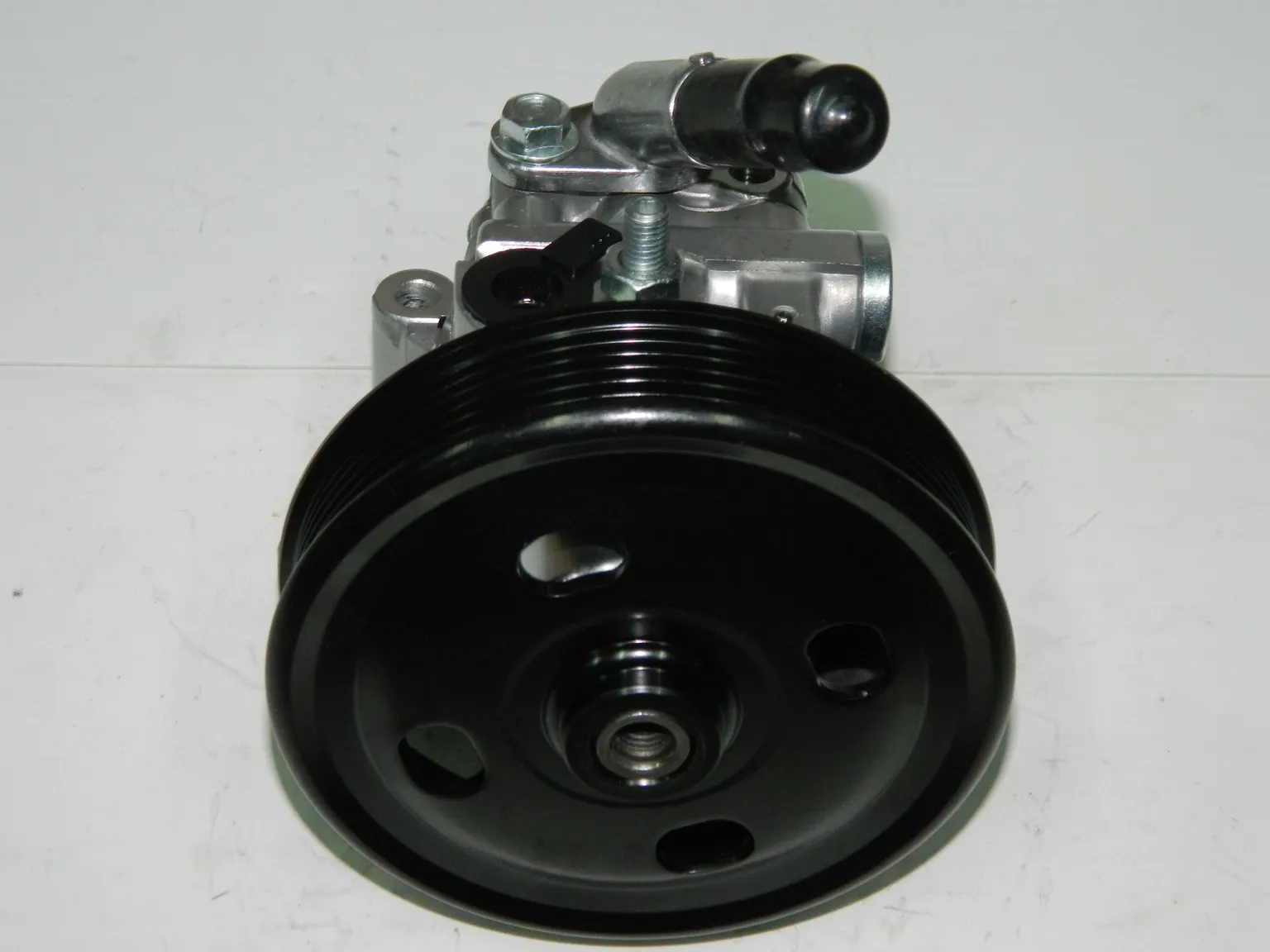 Насос ГУР GENERAL PARTS DG913A696DA FORD MONDEO 07-14 / FORD GALAXY 06- / FORD S-MAX 06-