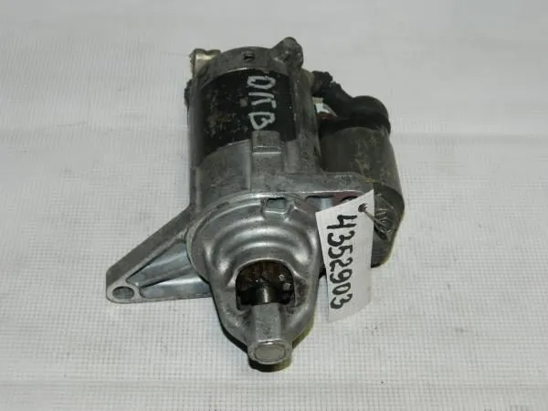 Стартер HONDA CIVIC D15B (Контрактный) 4352903