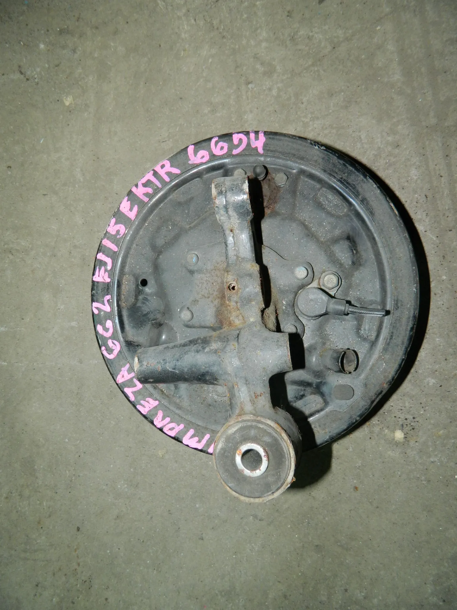 Ступица SUBARU IMPREZA GG2 Зад Лев (Контрактный) 79586751