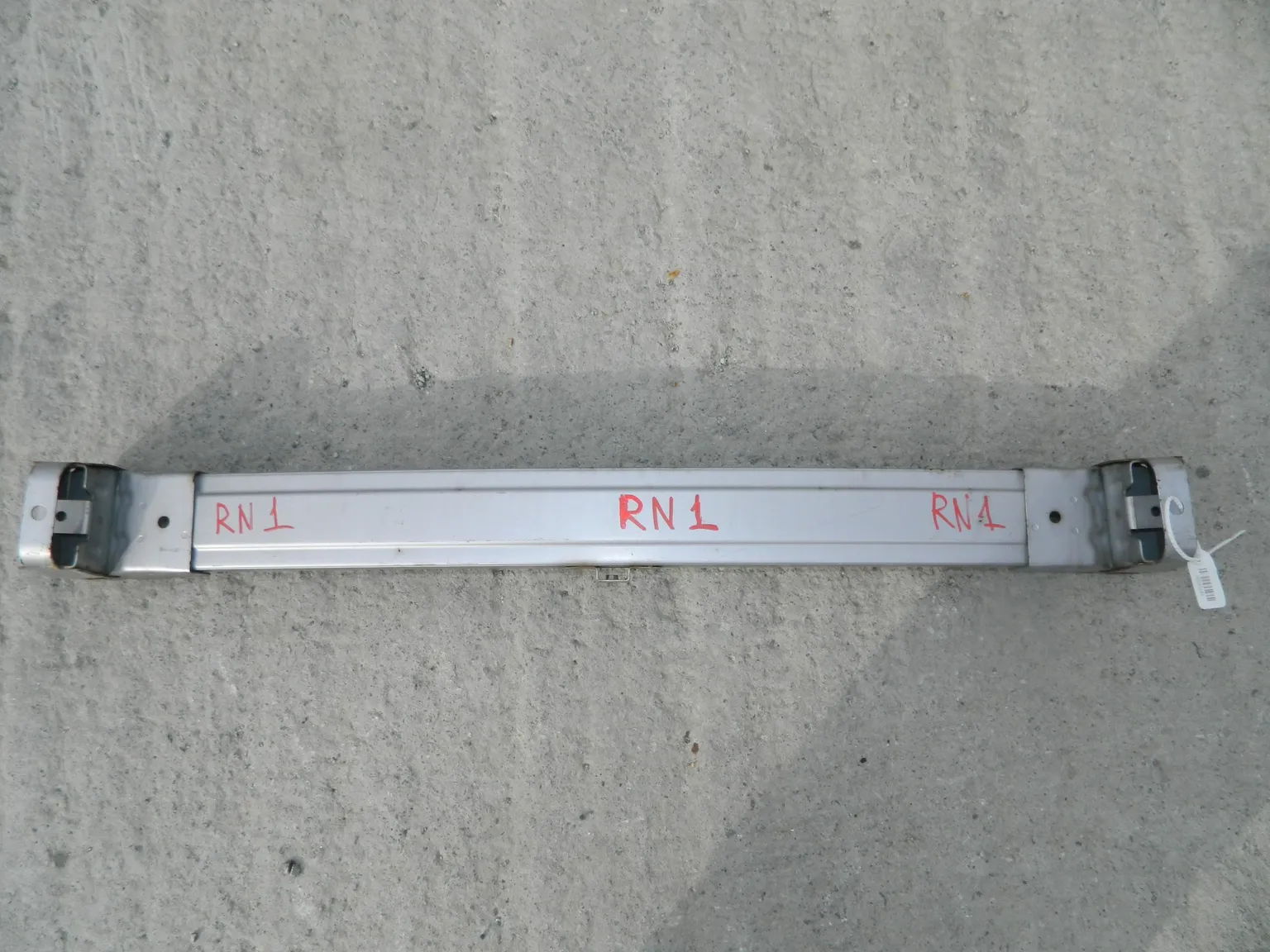 Усилитель бампера HONDA STREAM RN1 Перед (Контрактный) 35015243