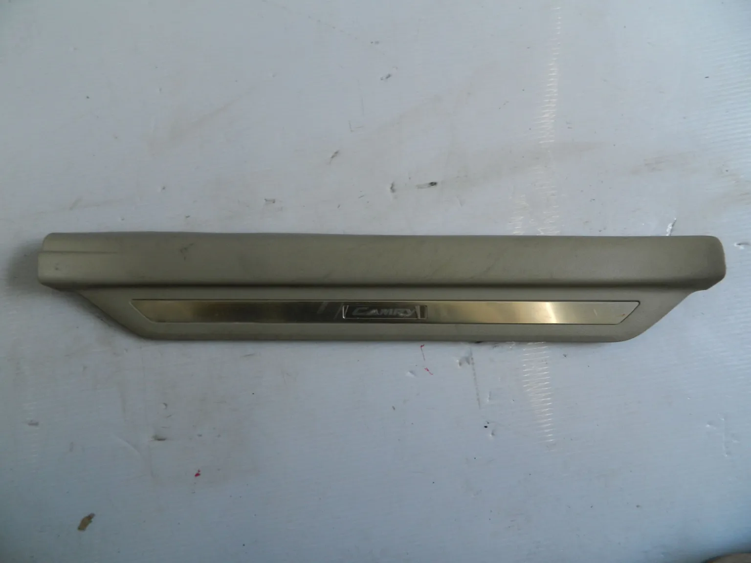 Накладка на порог TOYOTA CAMRY ACV40 Перед Прав (Контрактный) 4482604 6791333080B0