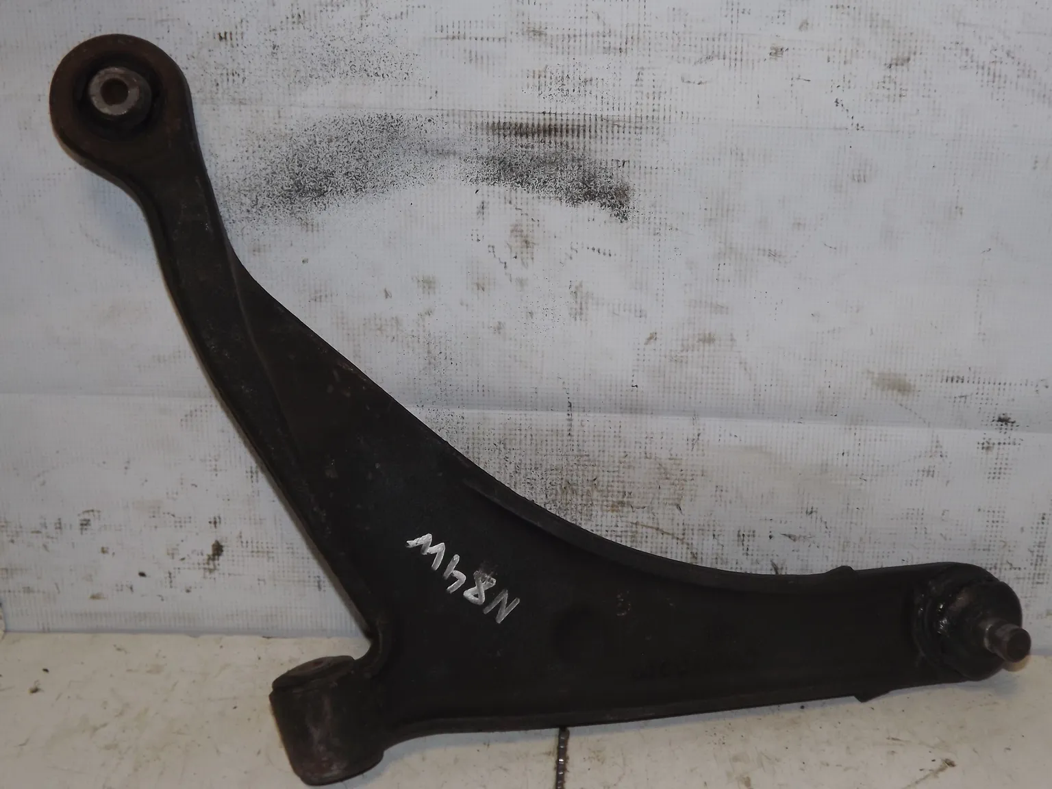 Рычаг подвески MITSUBISHI CHARIOT GRANDIS N84W Перед Лев (Контрактный) 45993110