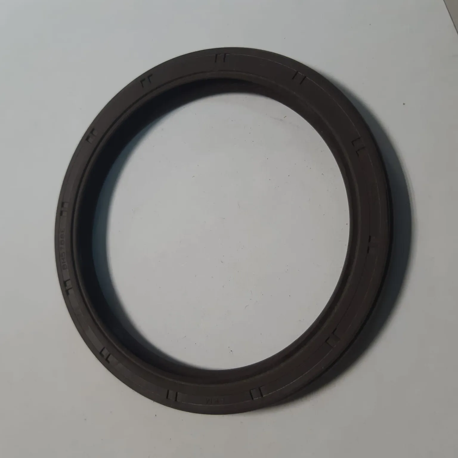 Сальник NOK BH5768E0 TOYOTA Corolla 76x93x8,5 9031176003