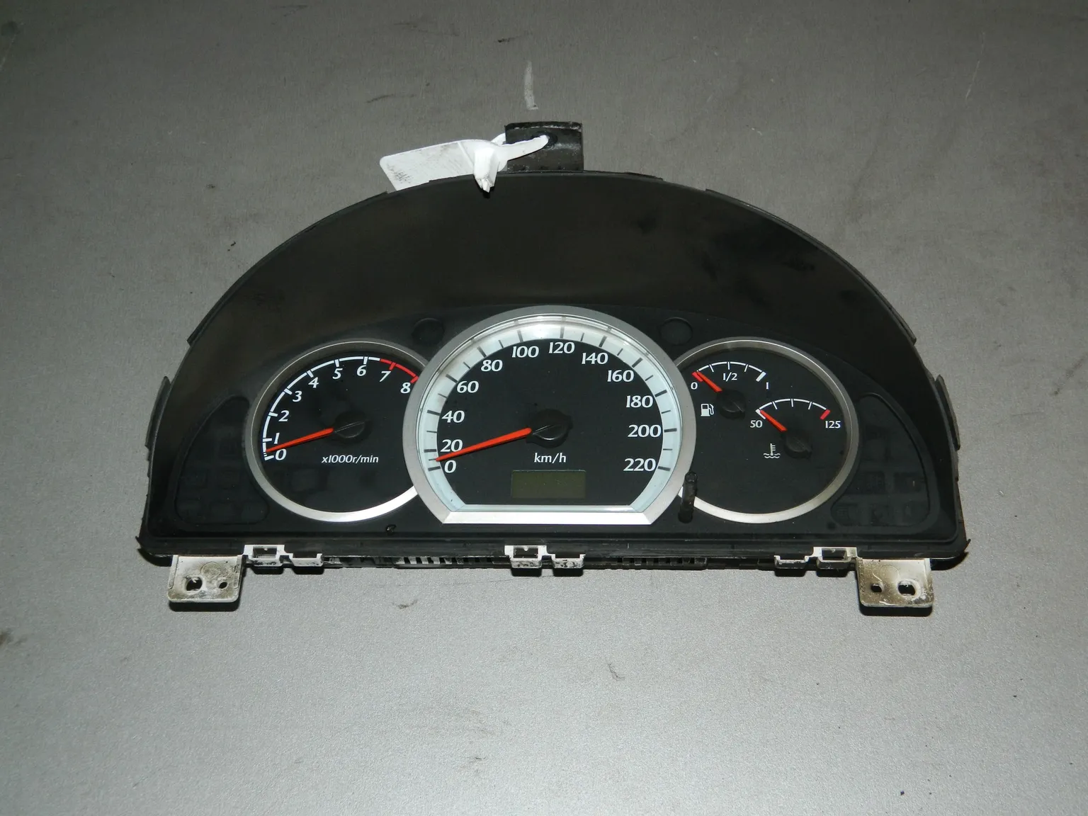 Панель приборов CHEVROLET LACETTI J200 F16D3 (Б/У) 35020246