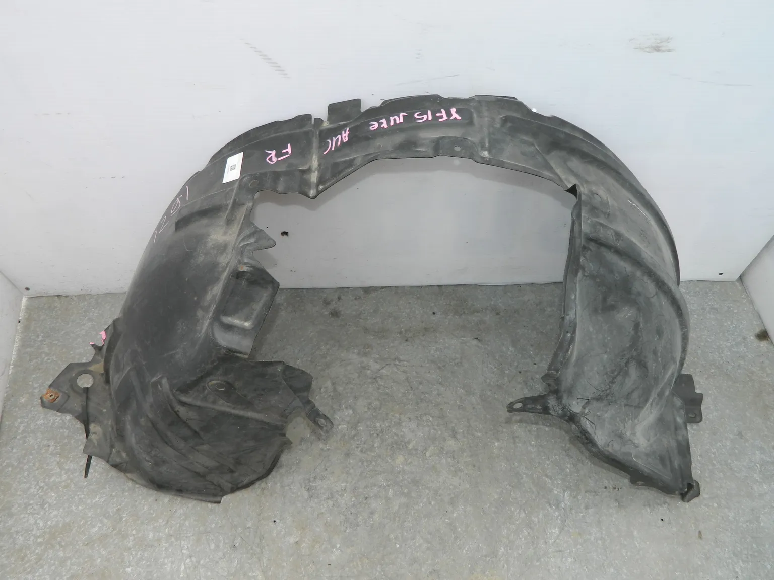 Подкрылок NISSAN JUKE YF15 Перед Прав (Контрактный) 45993378