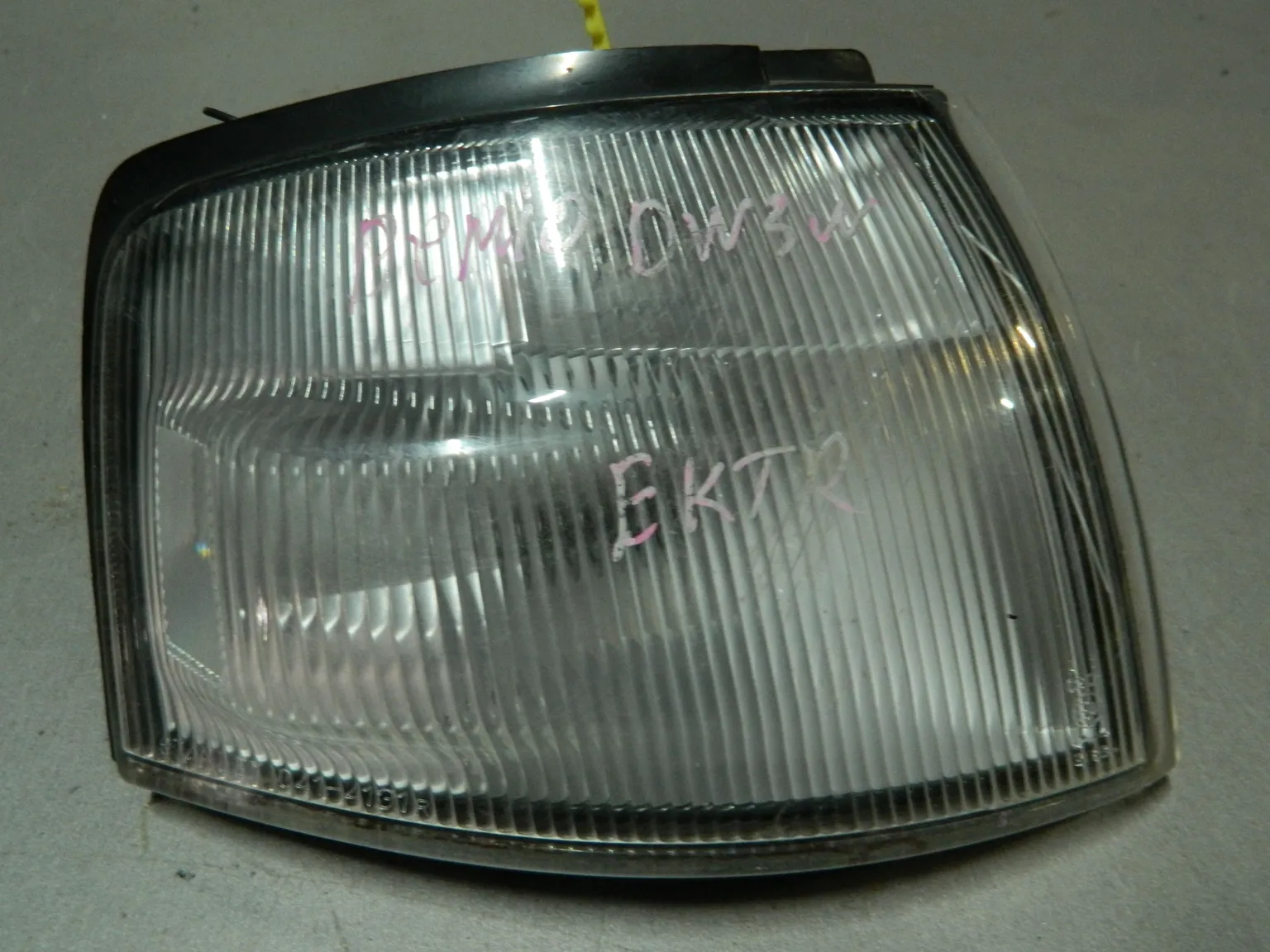 Габарит MAZDA DEMIO DW3W Перед Прав (Контрактный) 79768300